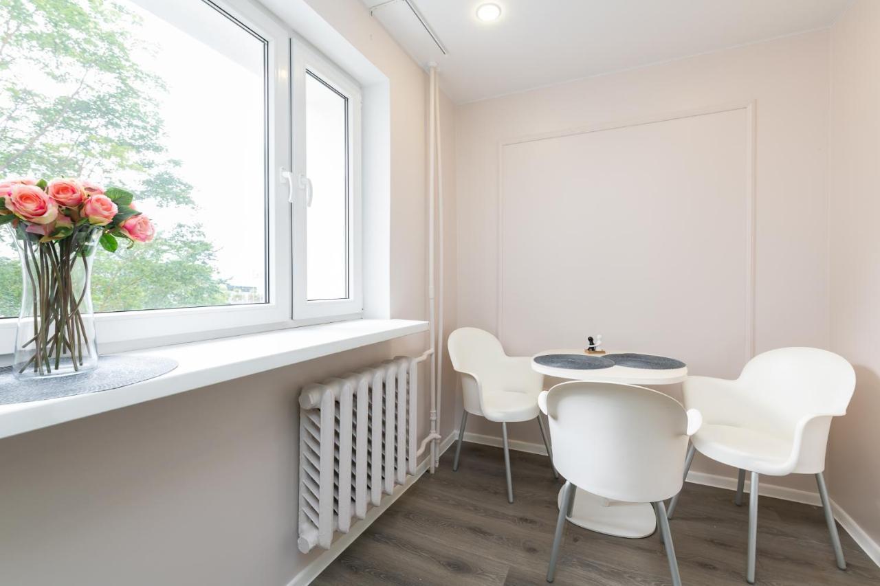 Cozy Stylish Studio Apartment With Free Parking By Centralapartments Tallinn Exterior photo